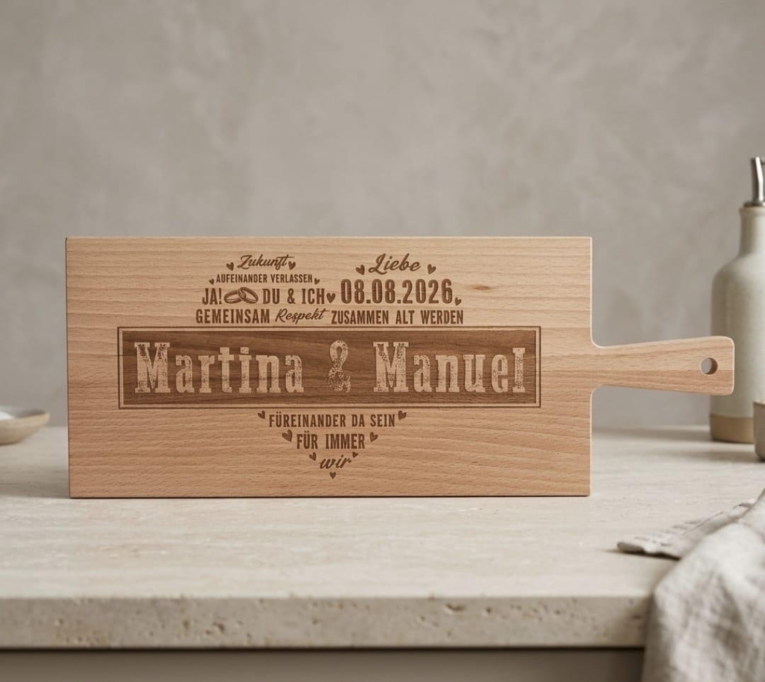 Personalisiertes Schneidebrett aus Buche mit Lasergravur – Hochzeitsgeschenk mit Namen und Datum, handgefertigt